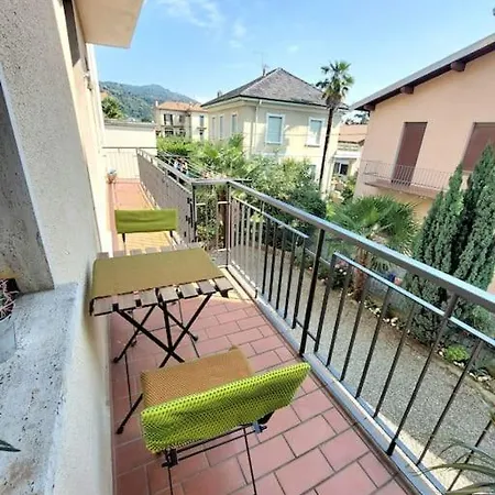 Ed Eleganza Riva Apartment Meina